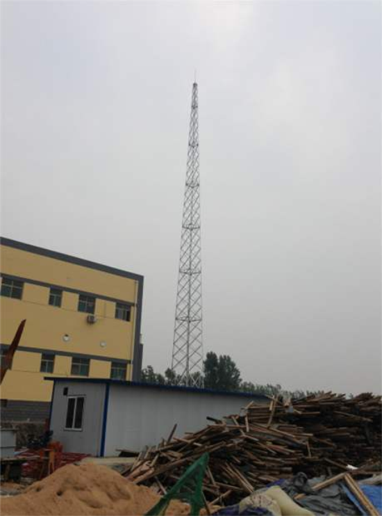 30米四柱角鋼避雷塔重量